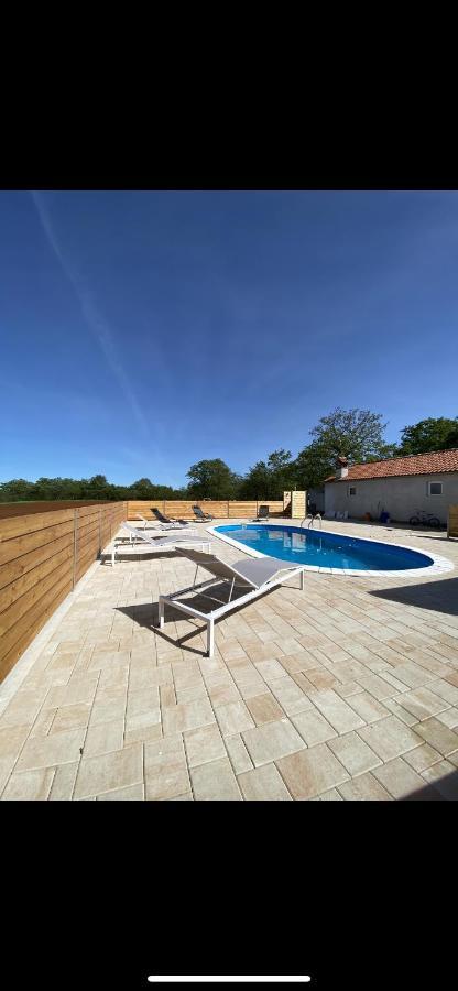 Holiday Home “Marko” With Heated Pool! Nin Esterno foto